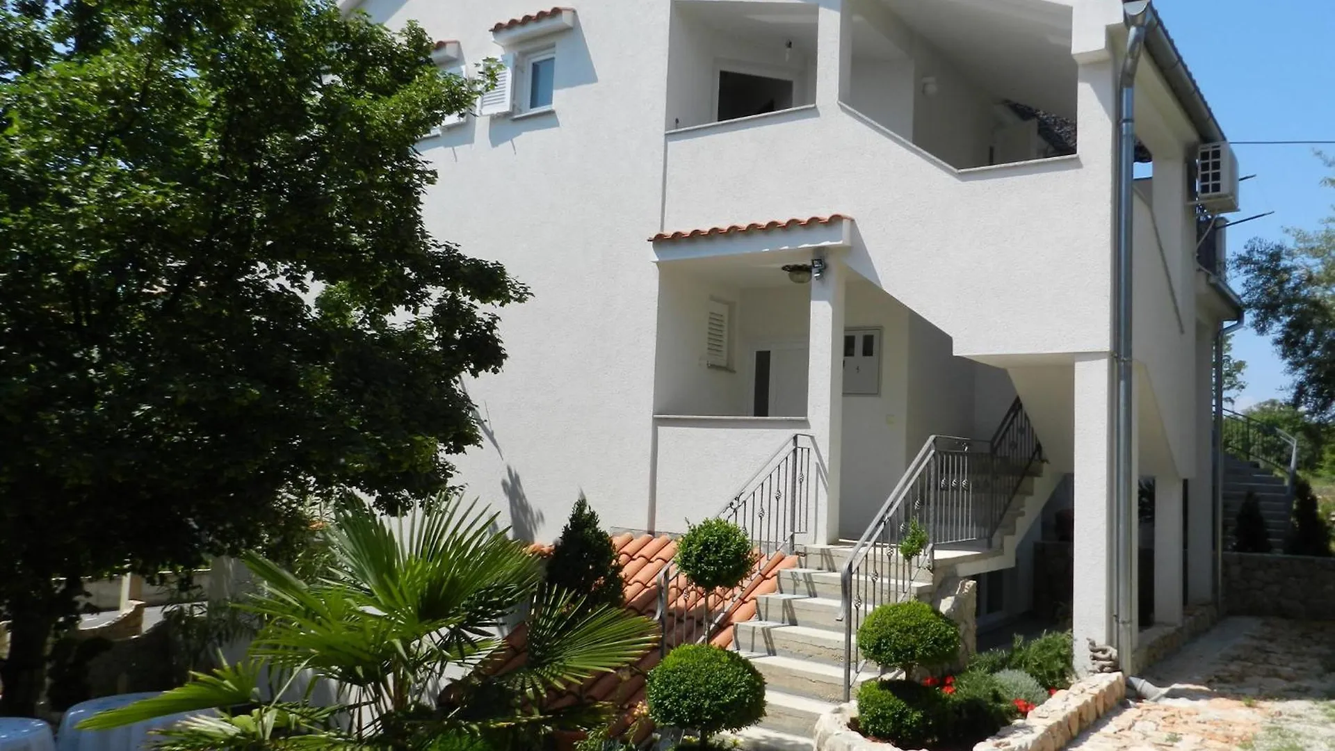 Apartment In Malinska I Sveti Vid-Miholjice
